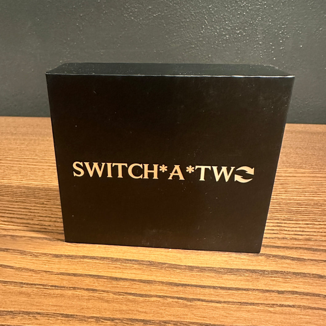 Switch-A-Two (Poker Size Cards) by Mark Mason (#14 Bin1)