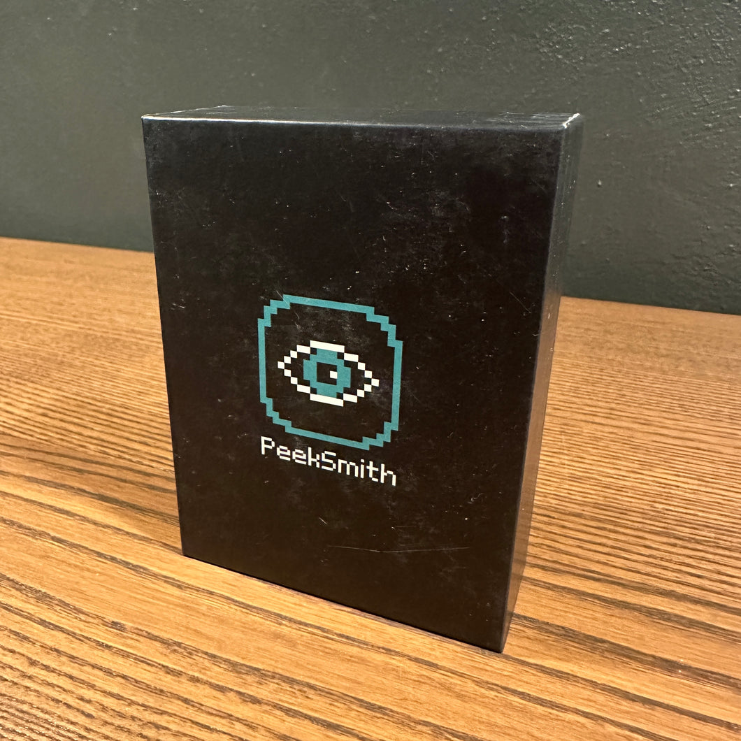 #27 Bin1 : Peeksmith by Elecktricks (black)