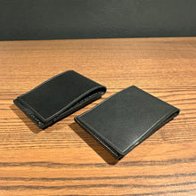 #67 Bin2 : Out for Dinner by Grum Leather